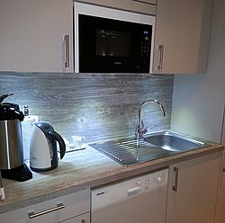 Neben den Büro- und Konferenzräumen strahlt das MasterOffice nun mit einer neuen Tee- und Kaffeküche.